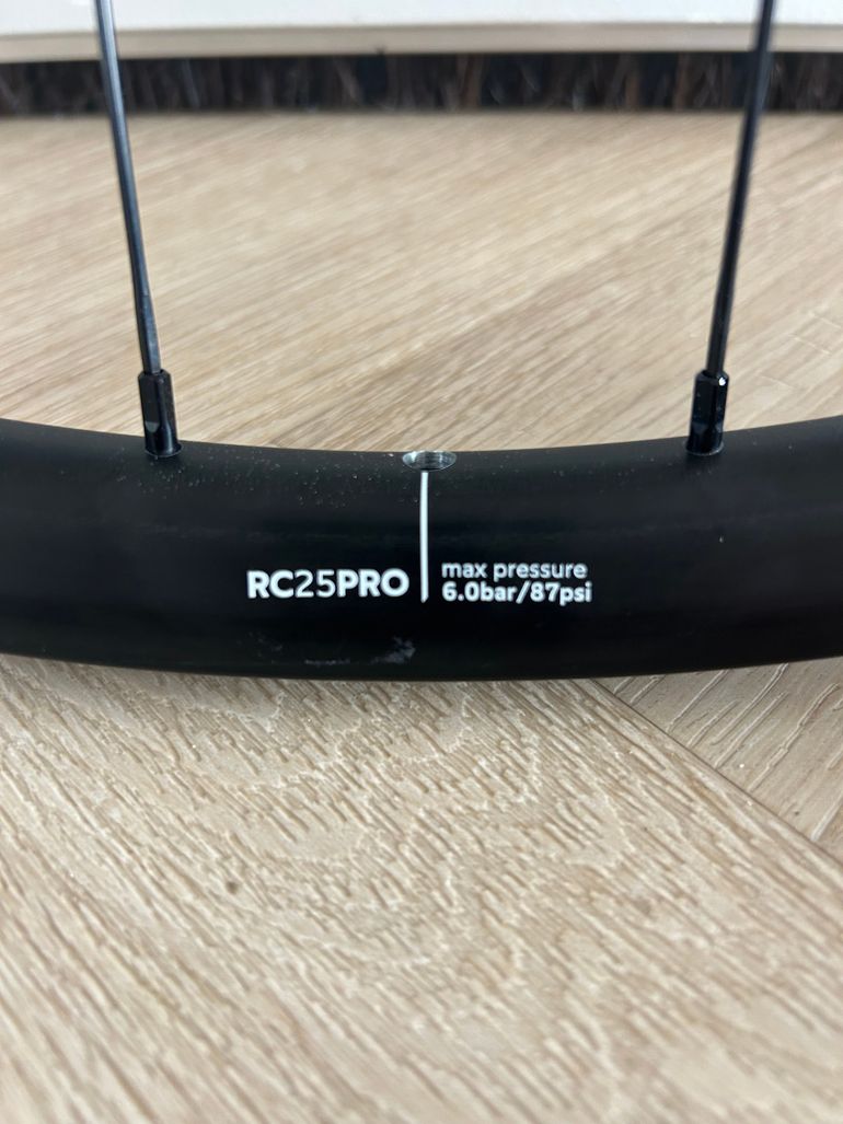 Used OQUO RC25PRO Wheelset 2026 bike — image 4 of 5