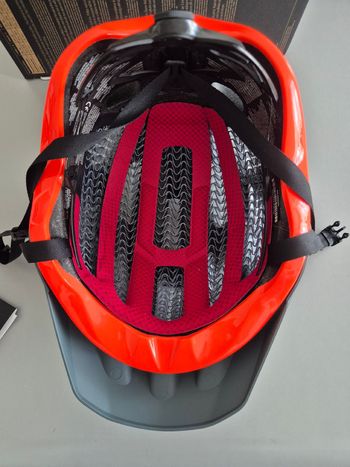 Used Trek Rally WaveCel Mountain Bike Helmet 2026 bike — image 5 of 9