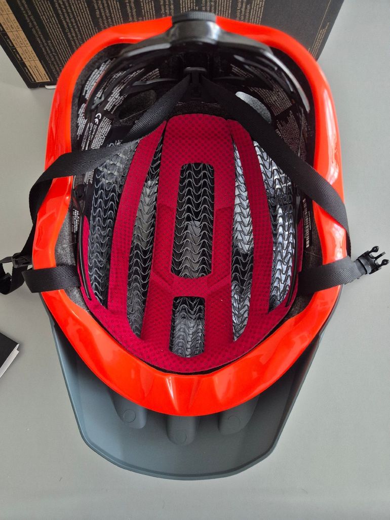 Used Trek Rally WaveCel Mountain Bike Helmet 2026 bike — image 5 of 9