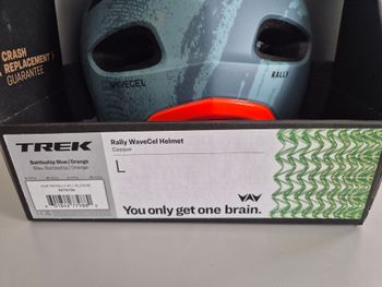 Used Trek Rally WaveCel Mountain Bike Helmet 2026 bike — image 8 of 9