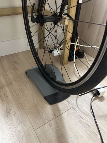 Used Tacx Flow Smart Trainer 2024 bike — image 5 of 5