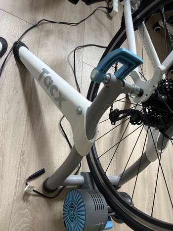 Used Tacx Flow Smart Trainer 2024 bike — image 3 of 5