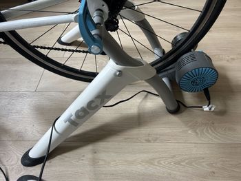 Used Tacx Flow Smart Trainer 2024 bike — image 4 of 5