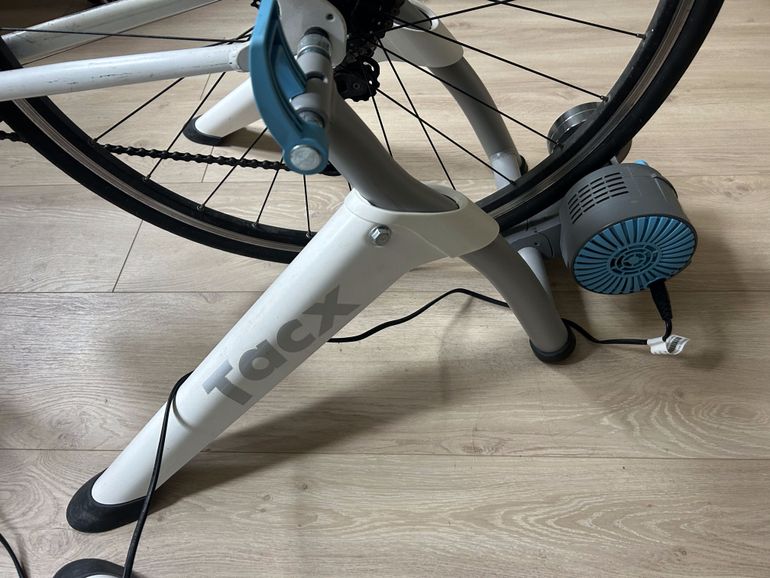 Used Tacx Flow Smart Trainer 2024 bike — image 4 of 5