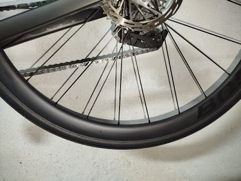 Used Bontrager Aeolus Elite 35 TLR Disc 2024 bike — image 2 of 3