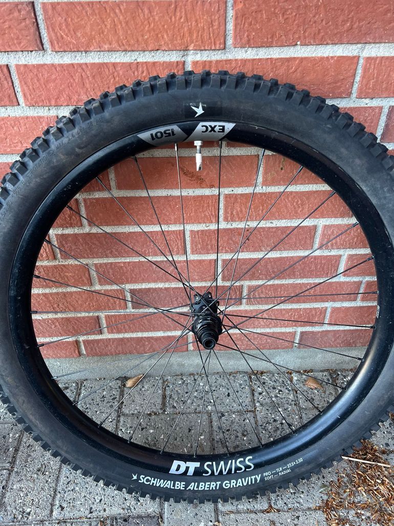 Used Dt Swiss EXC 1501 SPLINE ONE 2021 bike — image 2 of 4