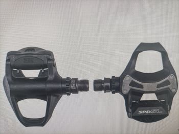 Used Shimano R550 Carbon Pedals 2025 bike — image 2 of 2