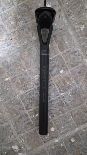 Used Focus CPX Carbon Seatpost 27.2mm 2020 bike — image 2 of 2