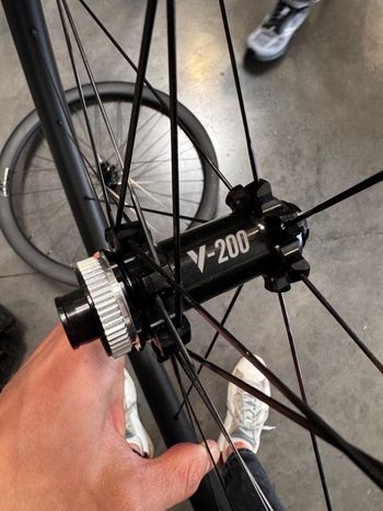 Used Vision SC 45 i23 Carbon 700c Disc Center Lock Tubeless Ready bike — image 11 of 12