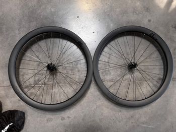 Used Vision SC 45 i23 Carbon 700c Disc Center Lock Tubeless Ready bike — image 2 of 12
