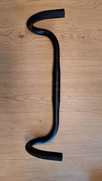 Used Bontrager Race VR-X 44 cm 31.8 mm bike — image 2 of 4