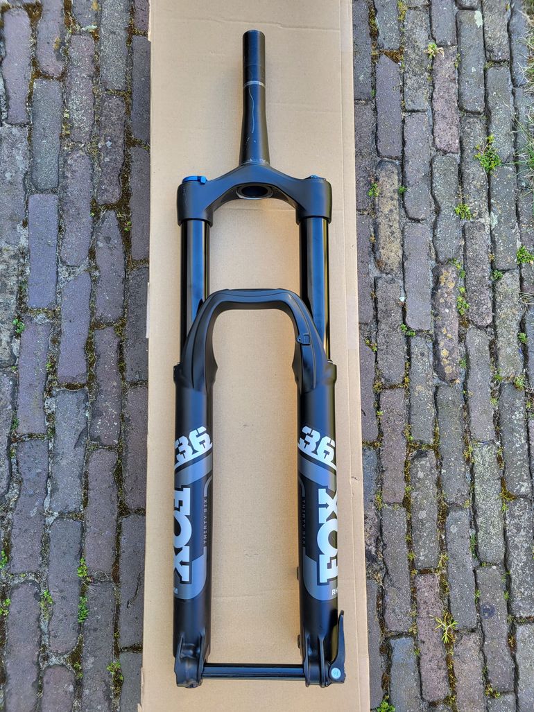 Used Fox 36 Rhythm Grip 160 mm 2021 bike — image 2 of 8