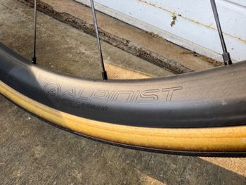Used Specialized Alpinist CLX II bike — image 3 of 3