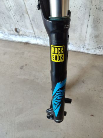Used RockShox Sektor RL Silver 150mm 27.5 2019 bike — image 7 of 8
