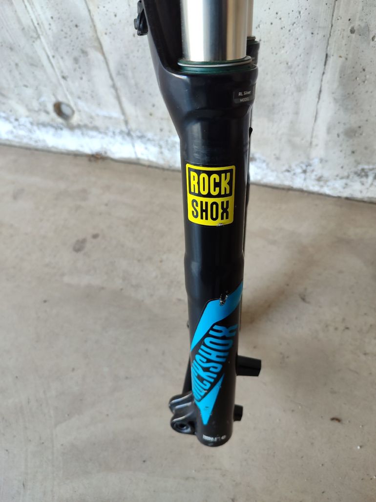 Used RockShox Sektor RL Silver 150mm 27.5 2019 bike — image 7 of 8