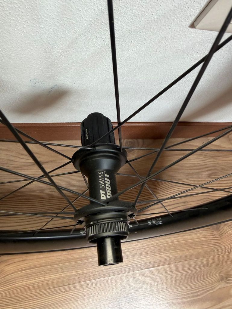 Used Dt Swiss arc 1600 bike — image 5 of 5