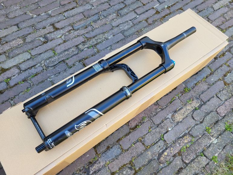Used Fox 36 Rhythm Grip 160 mm 2021 bike — image 8 of 8