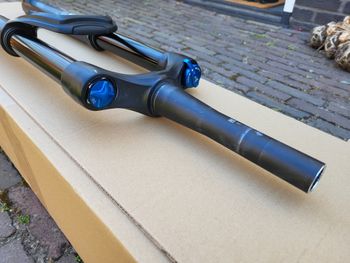 Used Fox 36 Rhythm Grip 160 mm 2021 bike — image 6 of 8