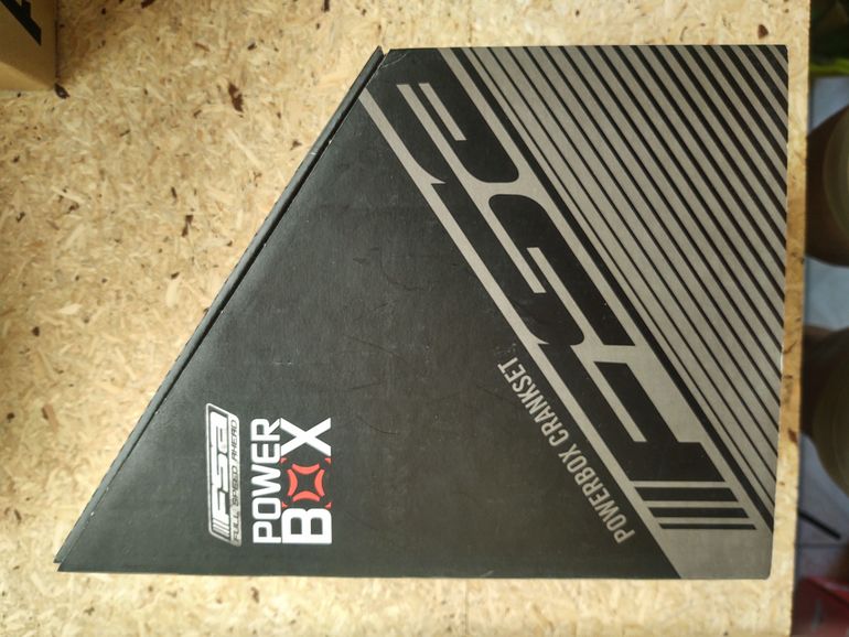Used Fsa Powerbox Carbon 175mm 53/39 bike — image 5 of 5