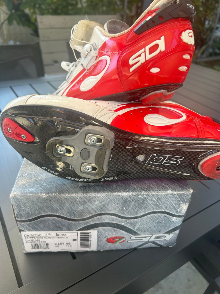 Used Sidi Scarpe wire Carbon vernice bike — image 1 of 6