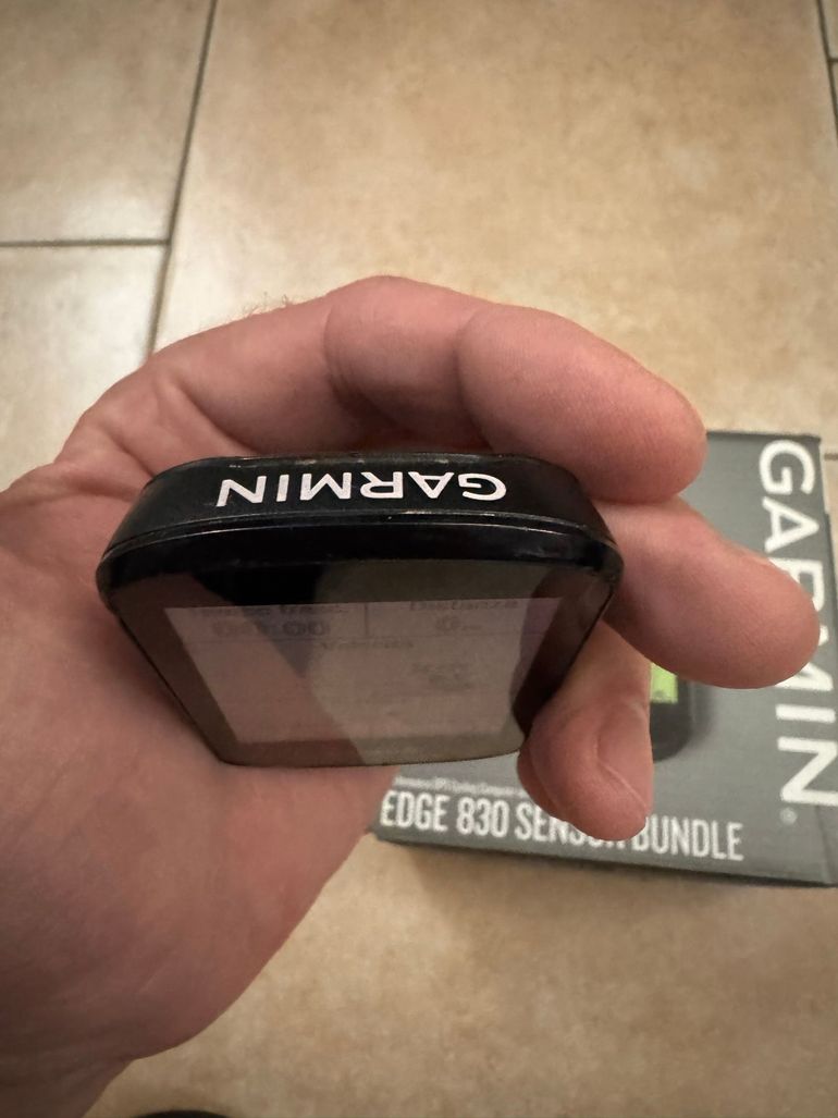 Used Garmin Edge 830 GPS Cycling Computer bike — image 3 of 7