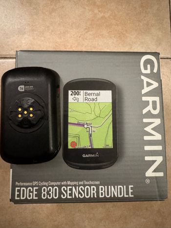 Used Garmin Edge 830 GPS Cycling Computer bike — image 4 of 7