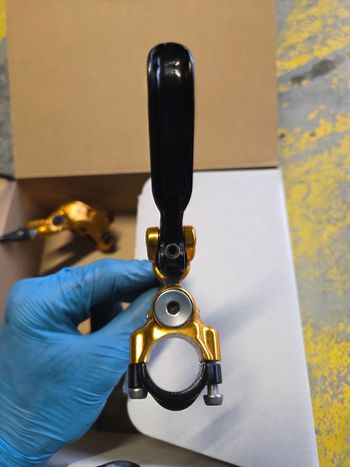 Used Formula Cura 4 Gold 2025 bike — image 10 of 15