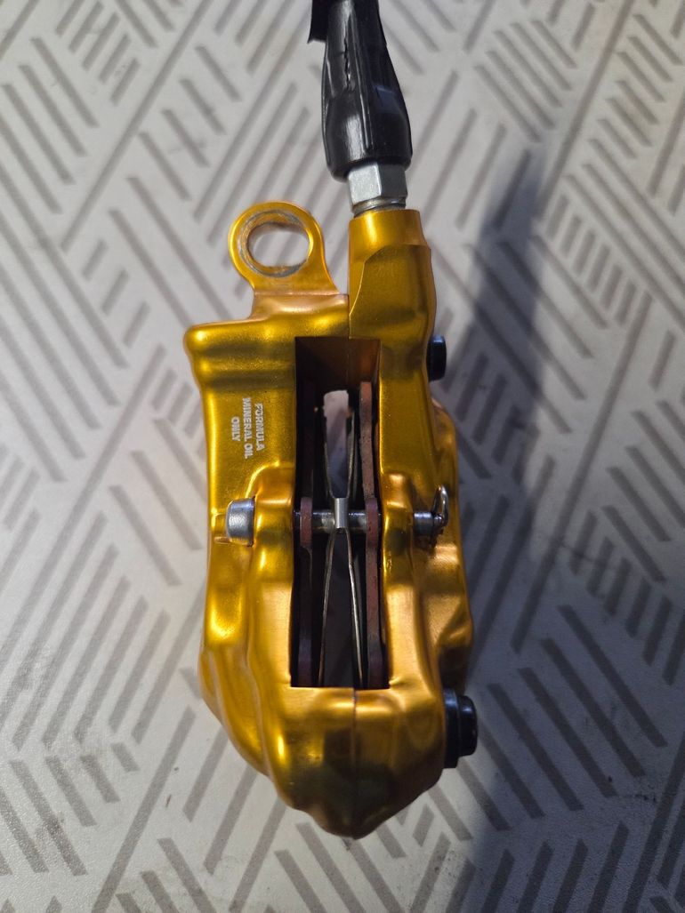 Used Formula Cura 4 Gold 2025 bike — image 5 of 15