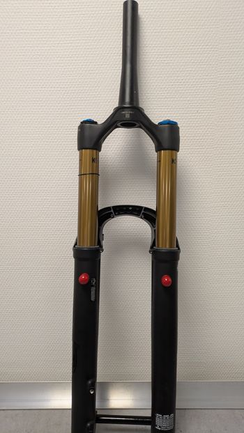 Used Fox 38 factory Grip X2 2027 bike — image 2 of 3