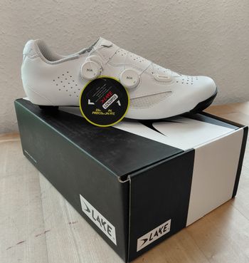 Used Lake CX239 Road Cycling Shoes 2026 bike