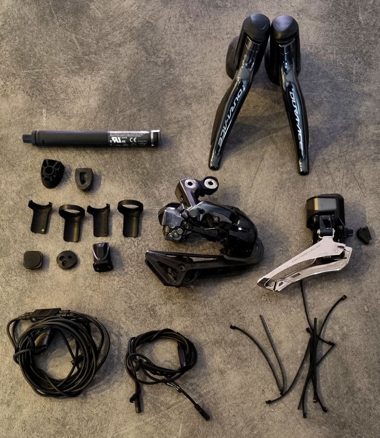 Used Shimano Dura-Ace R9150 Di2 11-speed bike — image 1 of 7