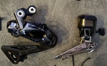 Used Shimano Dura-Ace R9150 Di2 11-speed bike — image 5 of 7