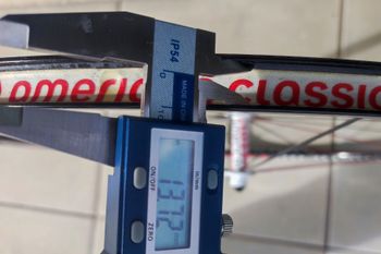 Used American classic 420 Aero 3 Wheelset bike — image 8 of 9