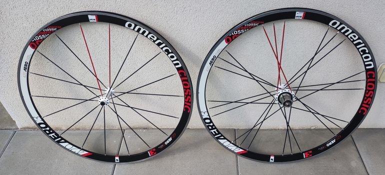 Used American classic 420 Aero 3 Wheelset bike — image 1 of 9