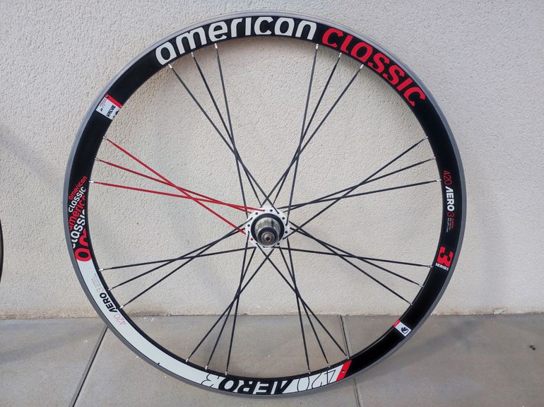 Used American classic 420 Aero 3 Wheelset bike — image 2 of 9