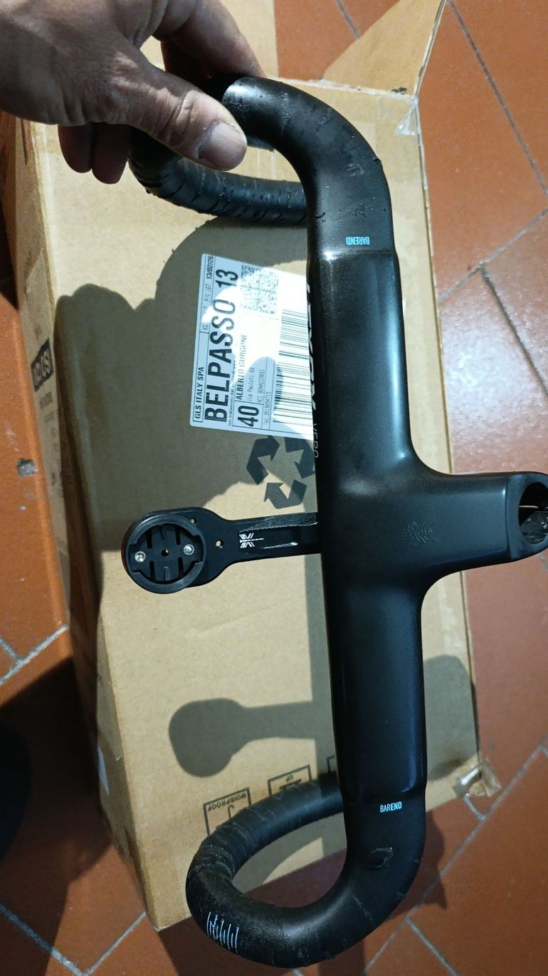 Used lexon Manubrio Integrato 2025 bike — image 4 of 5