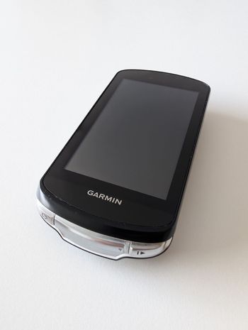 Used Garmin Edge 1040 bike — image 2 of 6