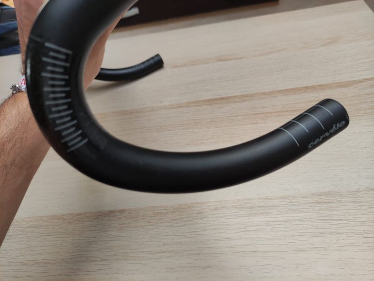 Used Cervelo HB-1AB04-42 Carbon Handlebar bike — image 5 of 9