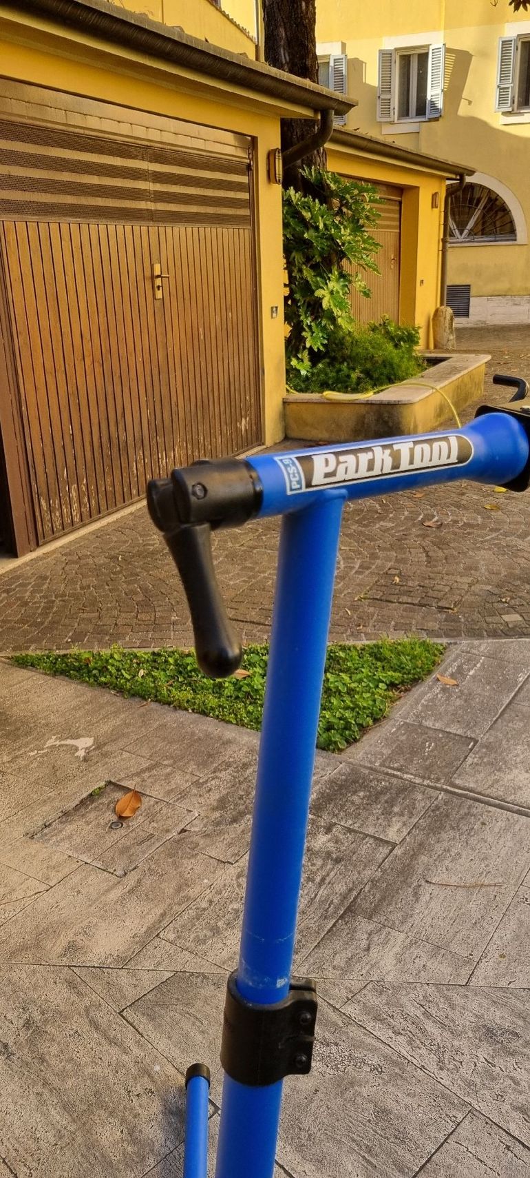 Used Park Tool PCS-9.3 Cavalletto Manutenzione 2020 bike — image 3 of 5