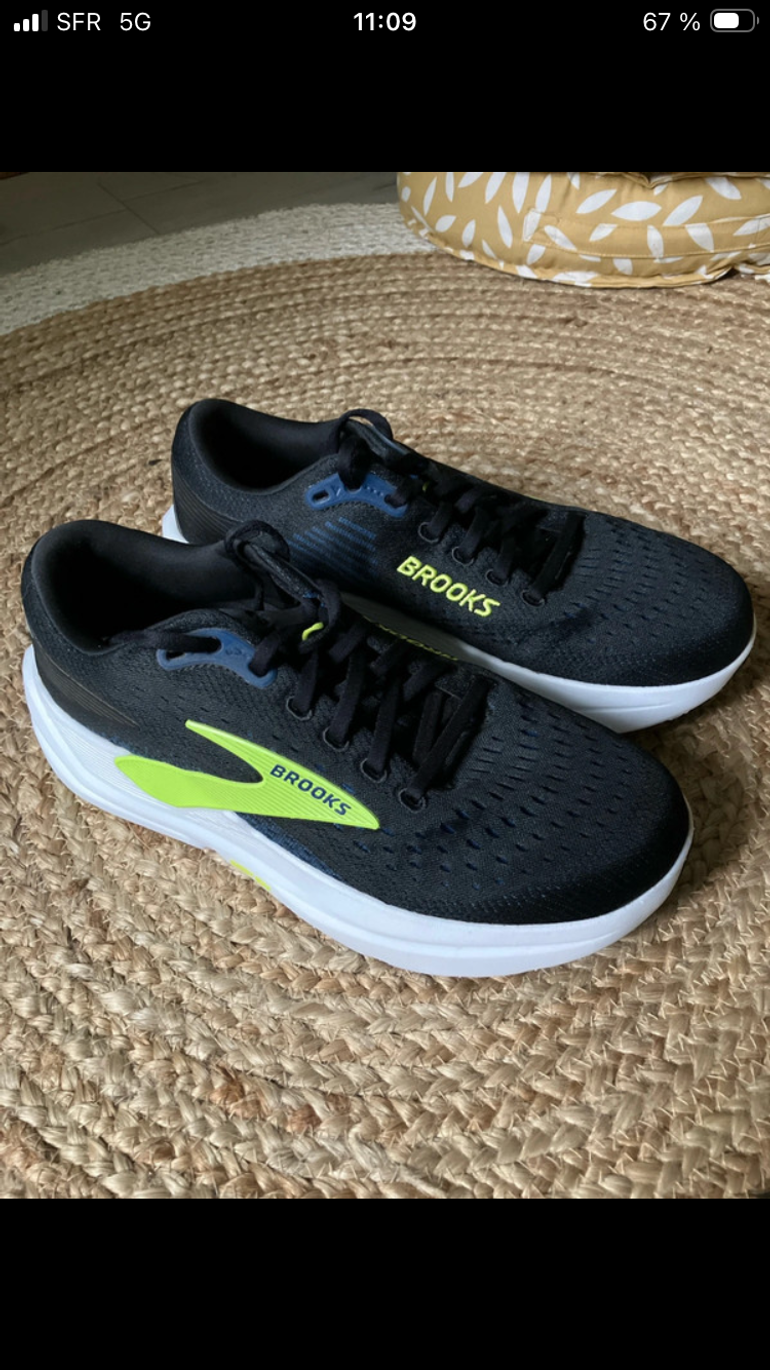 Used Brooks Ghost Max 3 bike — image 2 of 10