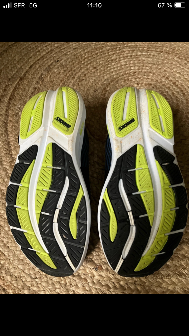 Used Brooks Ghost Max 3 bike — image 6 of 10