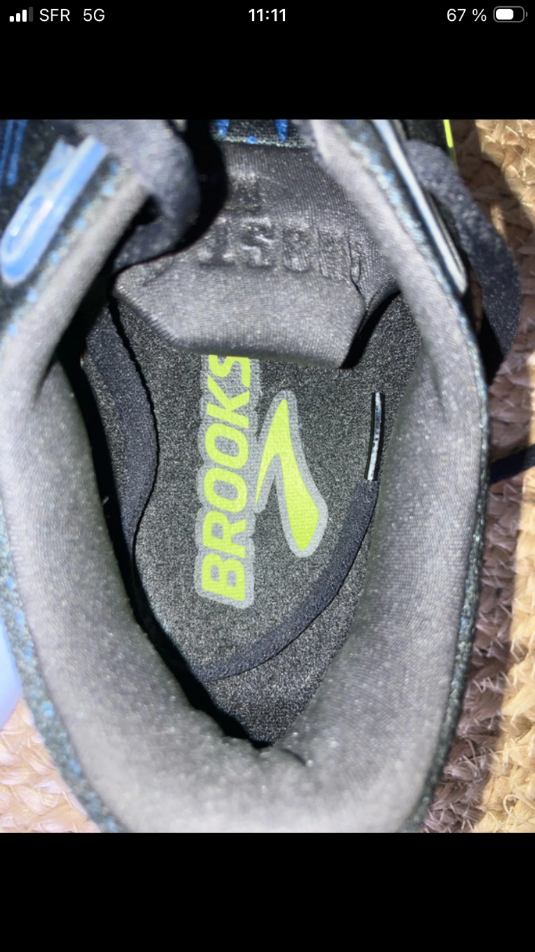 Used Brooks Ghost Max 3 bike — image 9 of 10