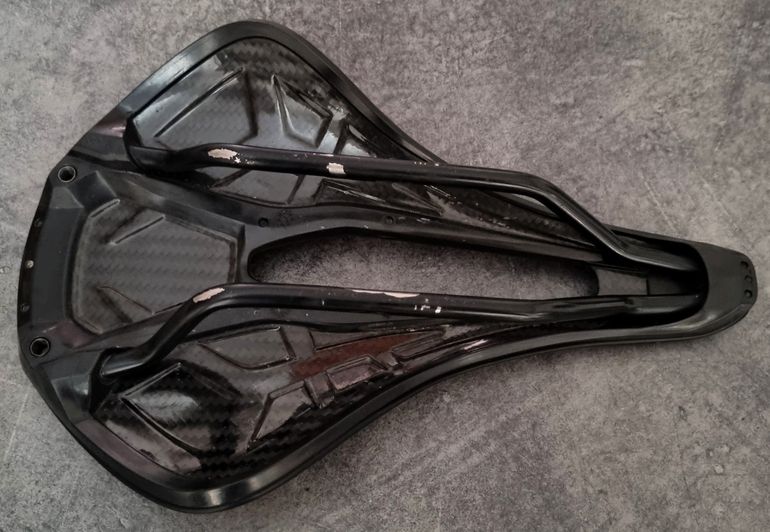 Used Specialized Power Comp Carbon Saddle bike — image 2 of 3