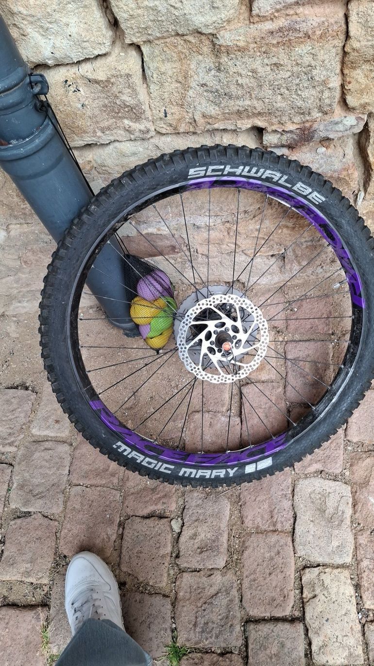 Used Dt Swiss Felge 2025 bike — image 2 of 4