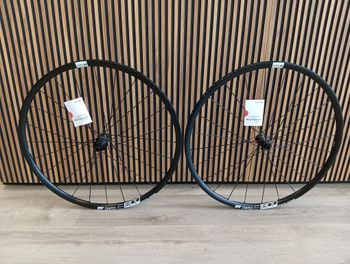 Used Dt Swiss E1800 Wheelset bike