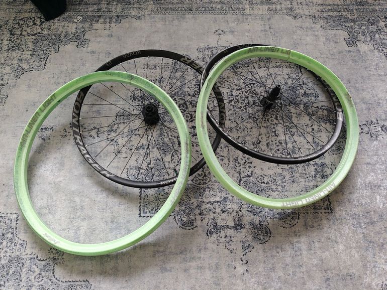Used Bontrager Kovee Elite 23 TLR Boost 29 bike — image 2 of 2