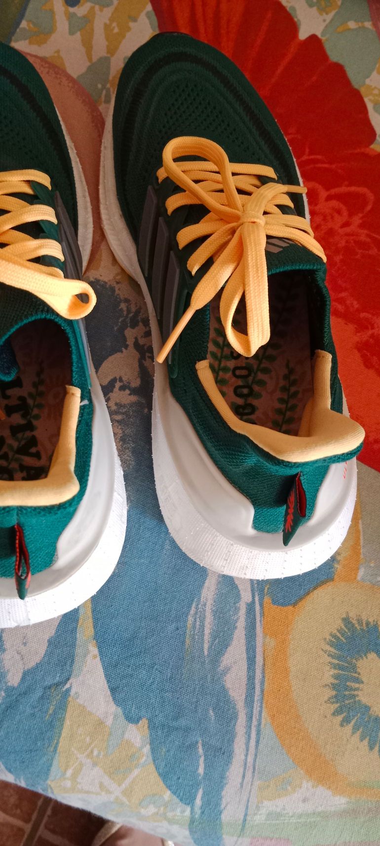 Used Adidas Ultraboost 2025 bike — image 2 of 4
