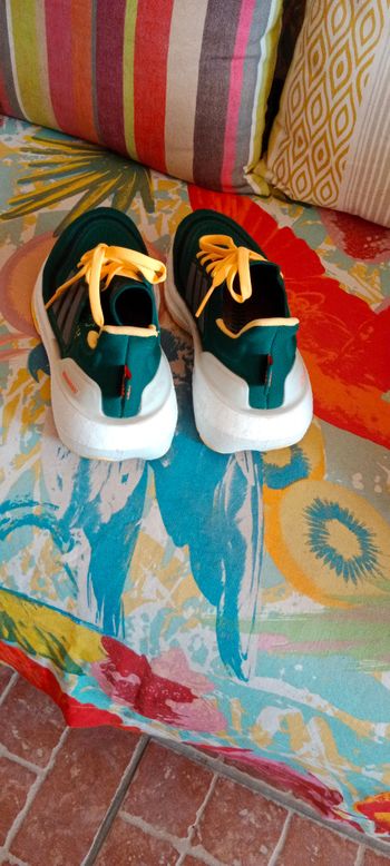 Used Adidas Ultraboost 2025 bike — image 4 of 4