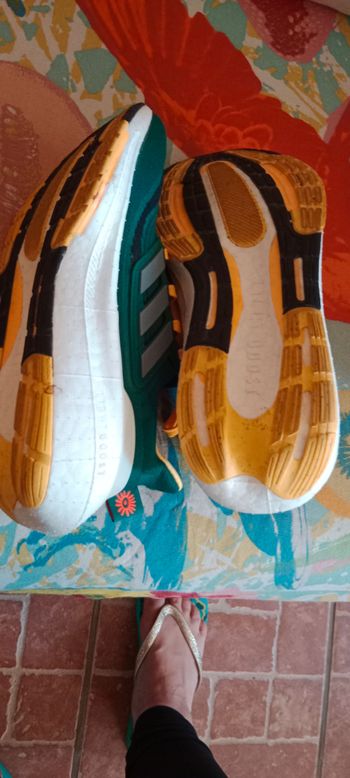 Used Adidas Ultraboost 2025 bike — image 3 of 4
