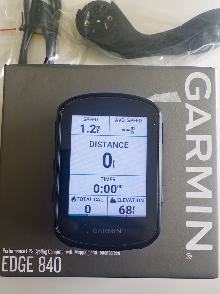 Used Garmin Edge 840 2025 bike — image 2 of 7